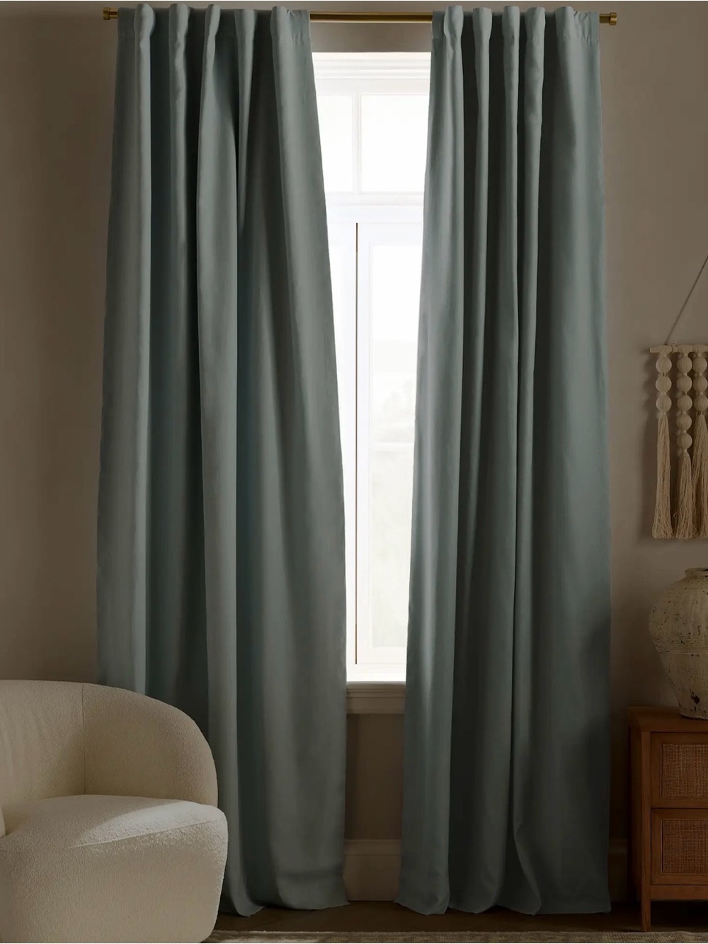 NWOT Quince 96x120 Light Blue Linen Blackout Drapery Panel - Retail $174